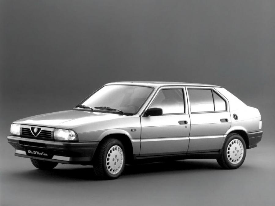  Alfa Romeo 33 Blue Line (905) 1989 года  (фото 1 из 4)